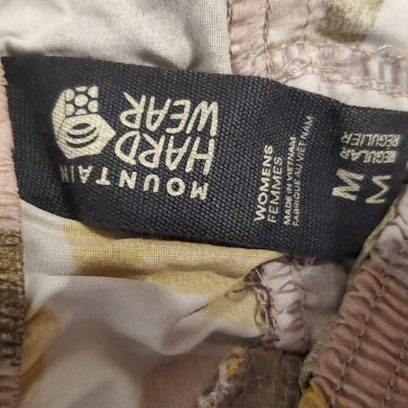 Mountain Hard Wear Coveland Women's Short - Picture 7 of 15